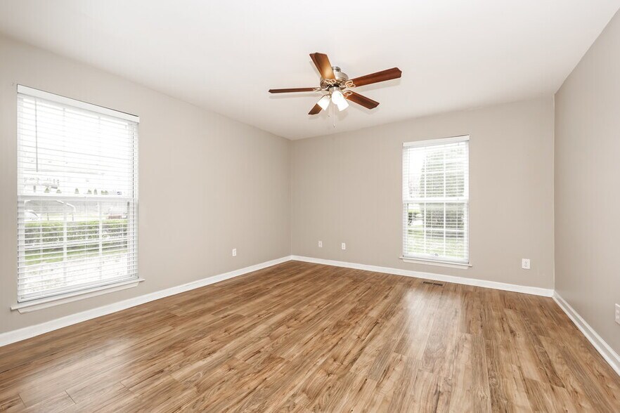 Building Photo - 3608 Rutherford Dr