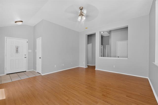 Building Photo - 9012 Boone Dr