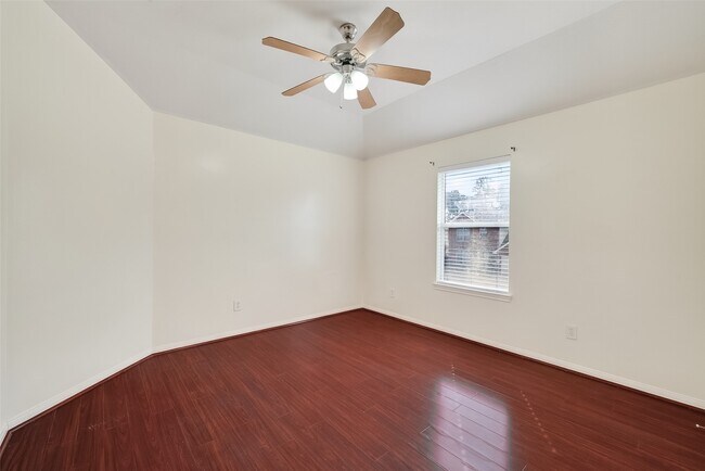 Building Photo - 3119 Myrtle Ranch Dr