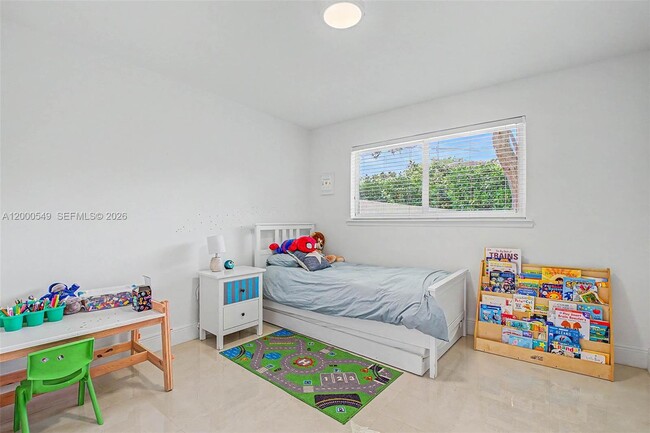 Building Photo - 7230 SW 104th St