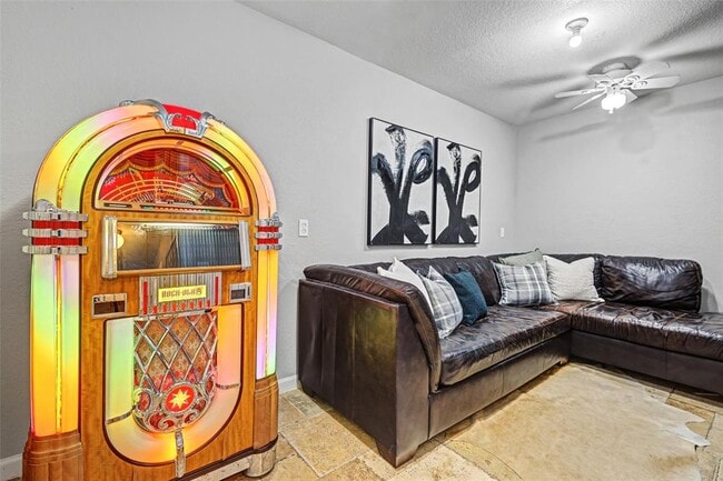 Building Photo - 3022 Addie Ln