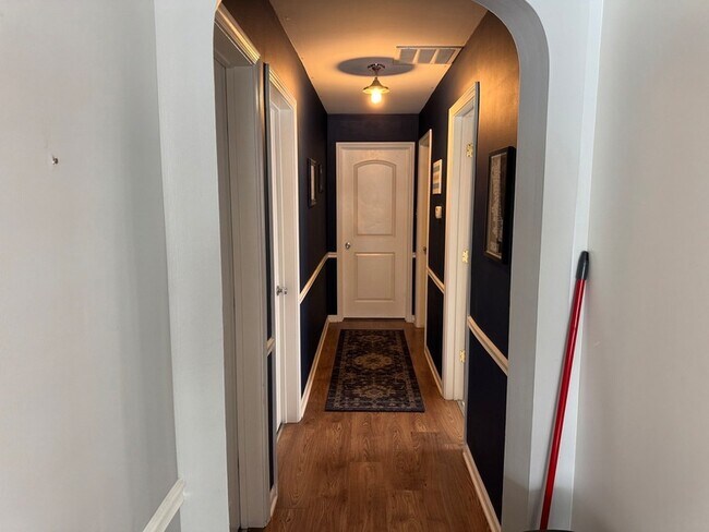 Building Photo - 2524 W 109th Pl