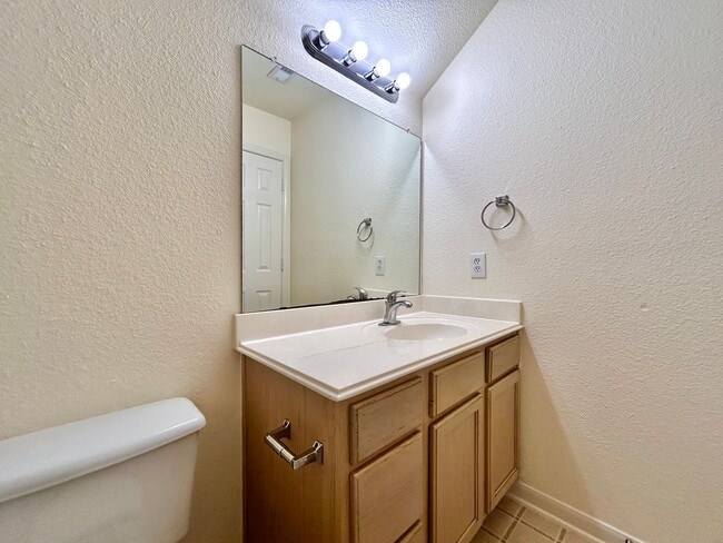 Building Photo - 1601 Waterfall Ave