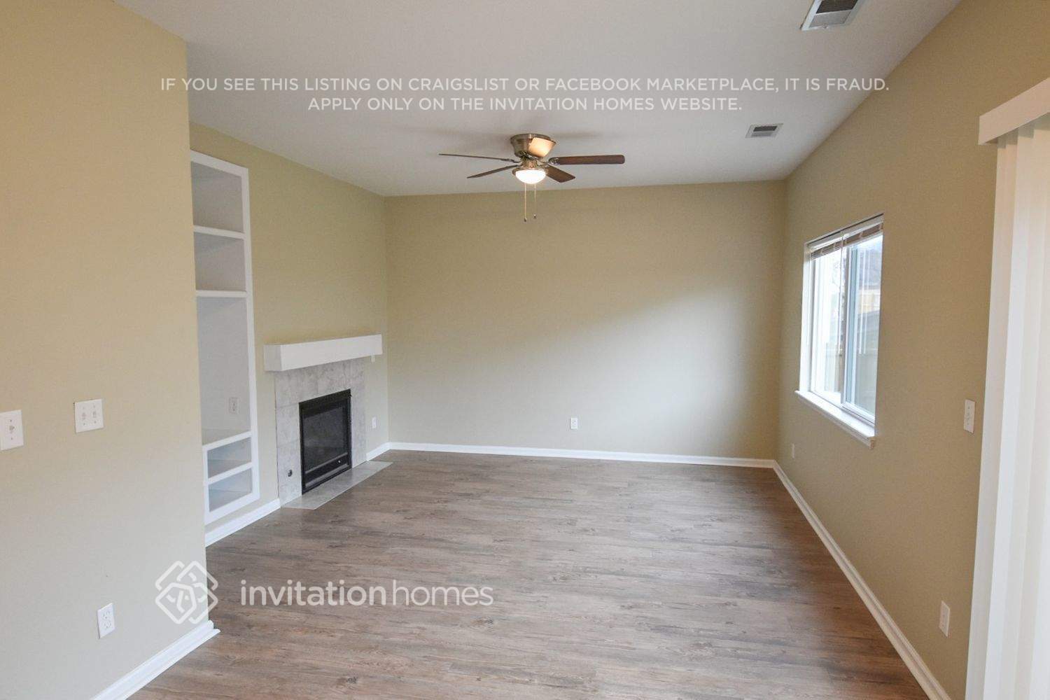Building Photo - 2455 S Gibralter Way