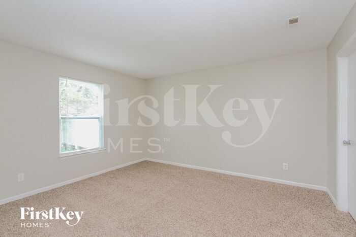Building Photo - 10605 Glenayr Dr