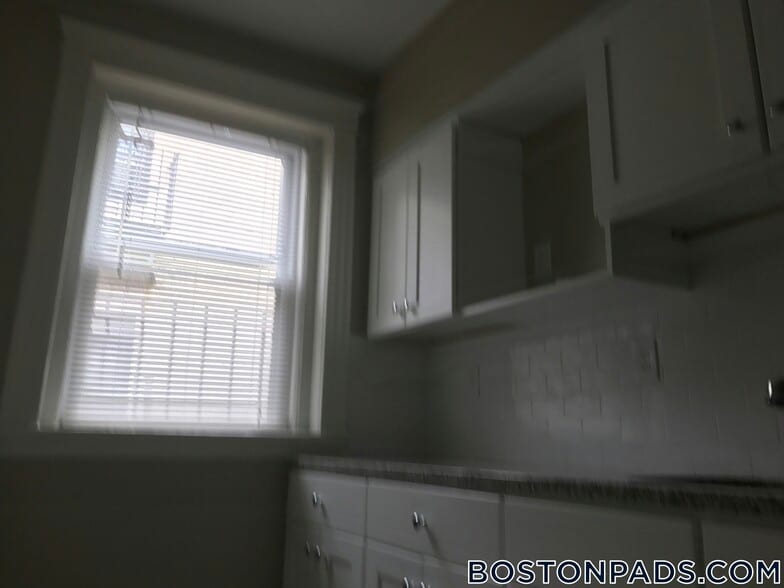 Building Photo - 49 Worthington St