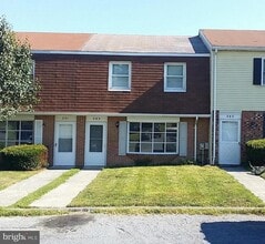 Building Photo - 203 Ash Hollow Dr