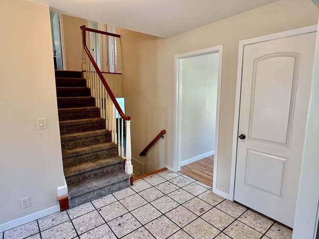Building Photo - Exceptional Forest Glen Home Near Apple Park & Silicon Valley Tech Campuses