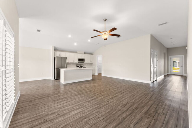 Building Photo - 227 Morning Crk Wy