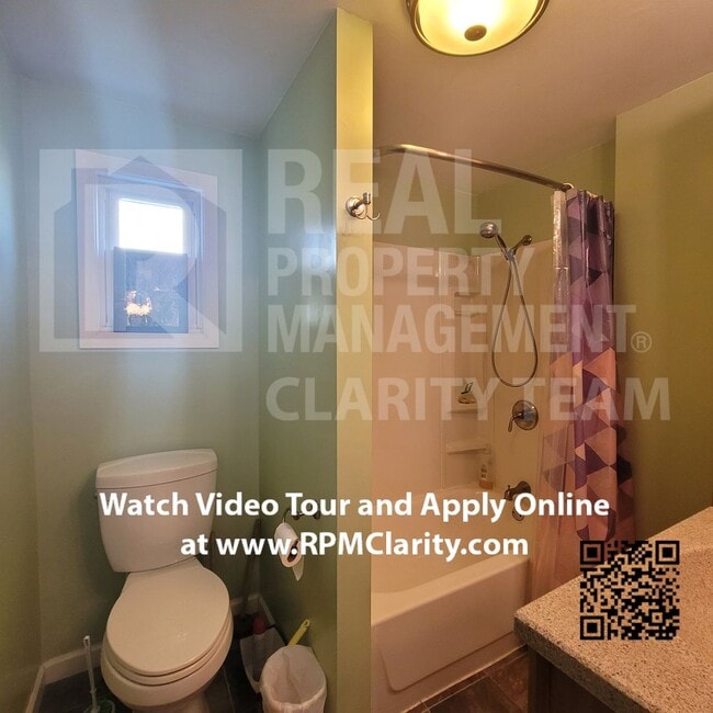 Building Photo - 3 Bed/1 Bath Home in Port Clinton