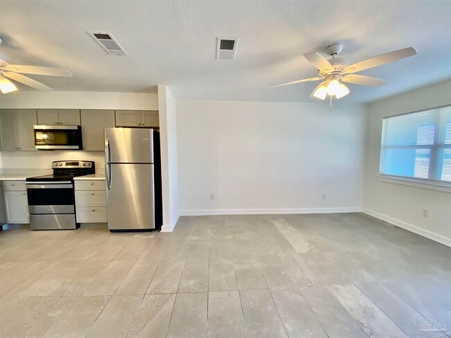 Building Photo - 9553 Lillian Hwy