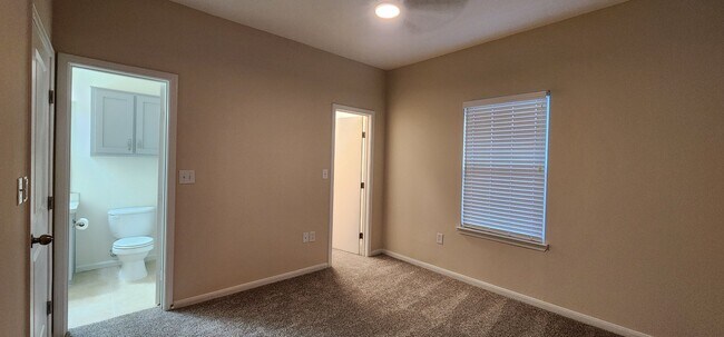 Building Photo - 1301 Canyon Creek Cir