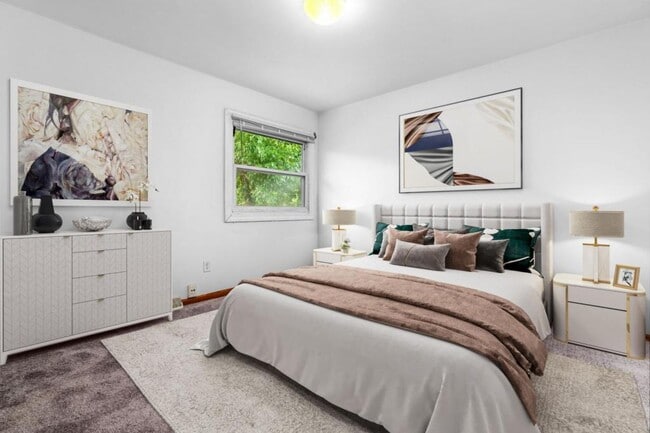 Building Photo - 4321 Britta Dr, Unit 1