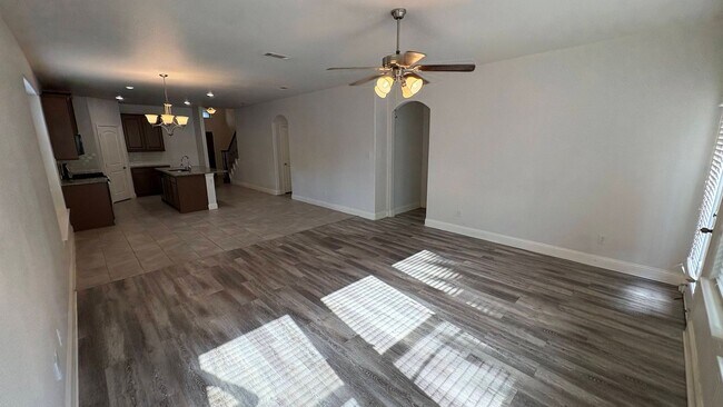 Building Photo - 610 Alderwood Ct