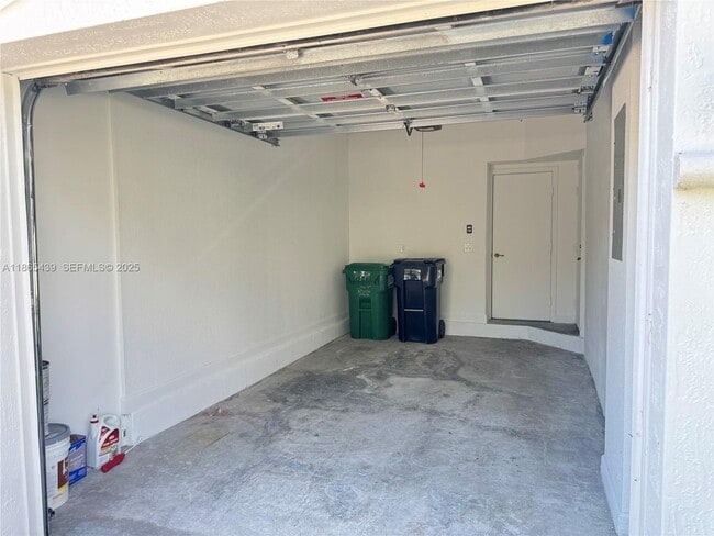 Building Photo - 11482 NW 69th Terrace