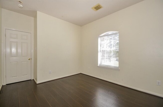 Building Photo - 15002 Turphin Way