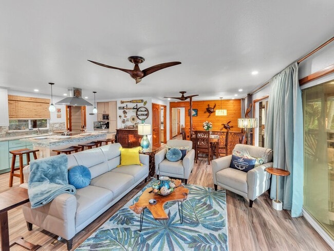 Building Photo - Oceanfront Estate: The Honolii Hale