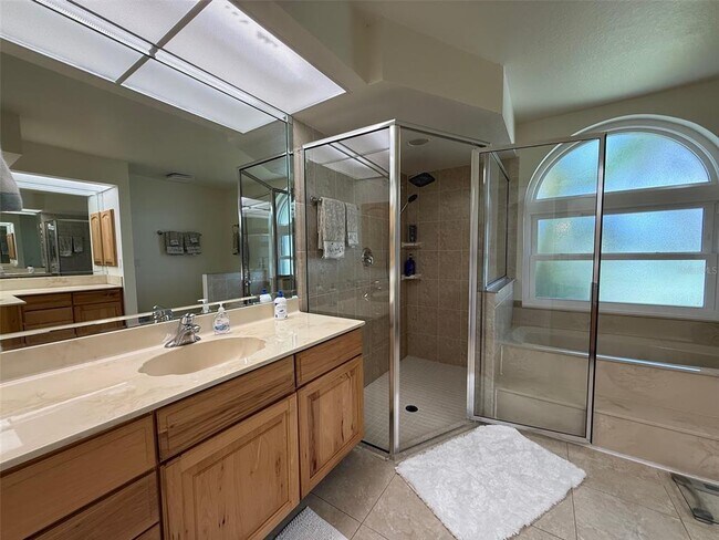 Building Photo - 17315 Sabrina Cir