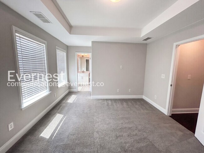 Building Photo - Luxury Living at its Finest: Stunning 3-Bedroom Townhouse in Townsend at Lenox Park / No Pets All...