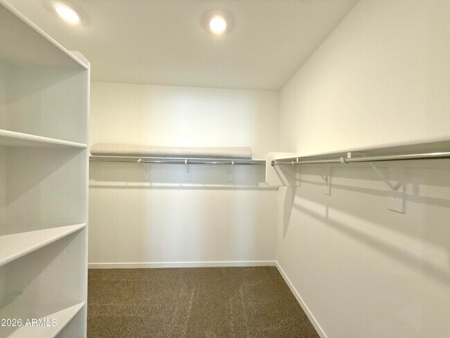 Building Photo - 17346 W Eva St