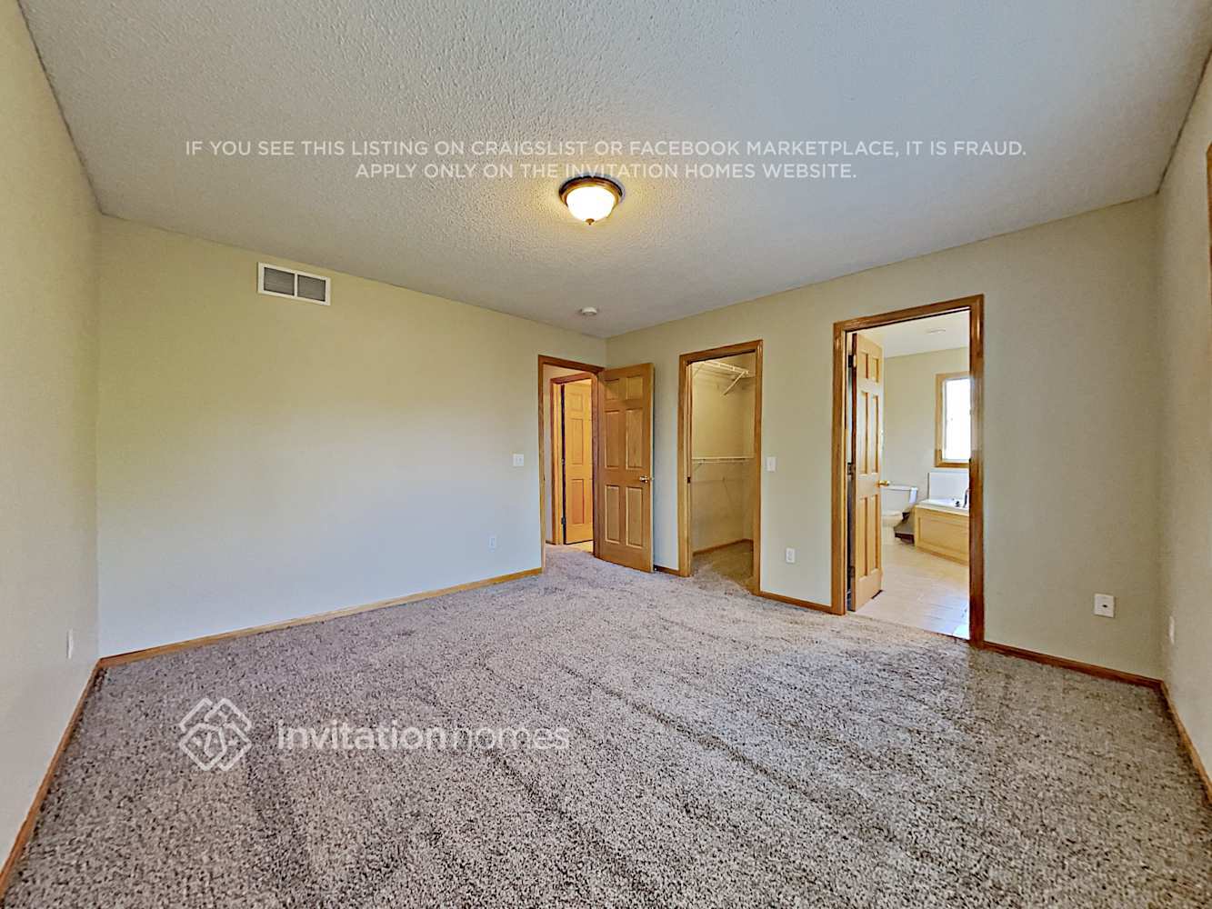 Building Photo - 5043 Ladyslipper Ave N