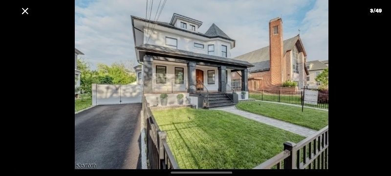 Building Photo - 439 Union Ave