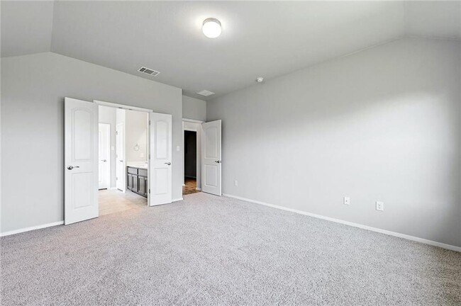 Building Photo - 224 Rollingwood Dr