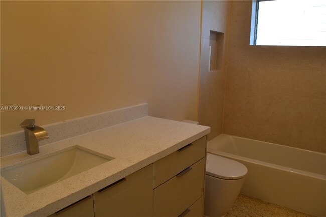 Building Photo - 6310 SW 92nd Ave