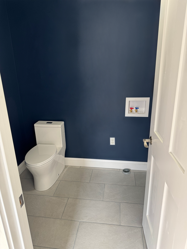 Building Photo - 251 Main St