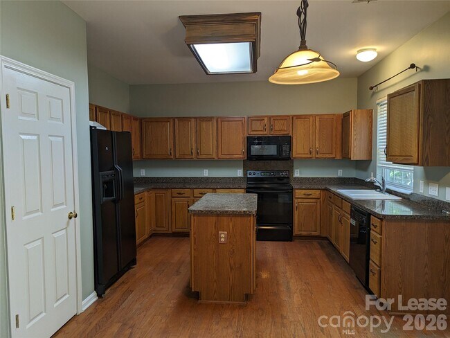 Building Photo - 114 Coronilla Rd