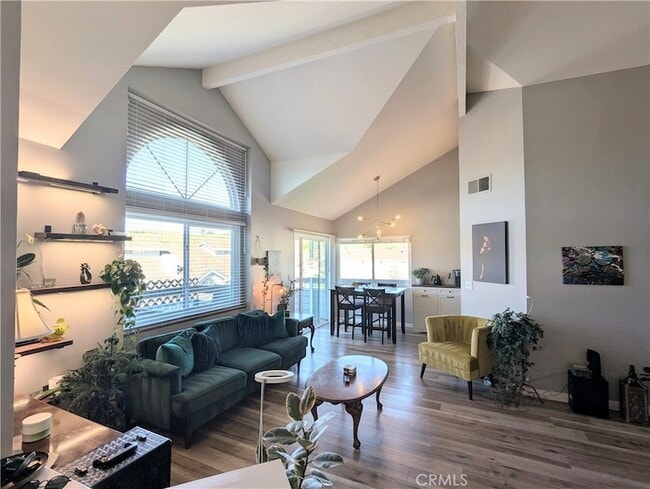 Building Photo - 26857 Claudette St