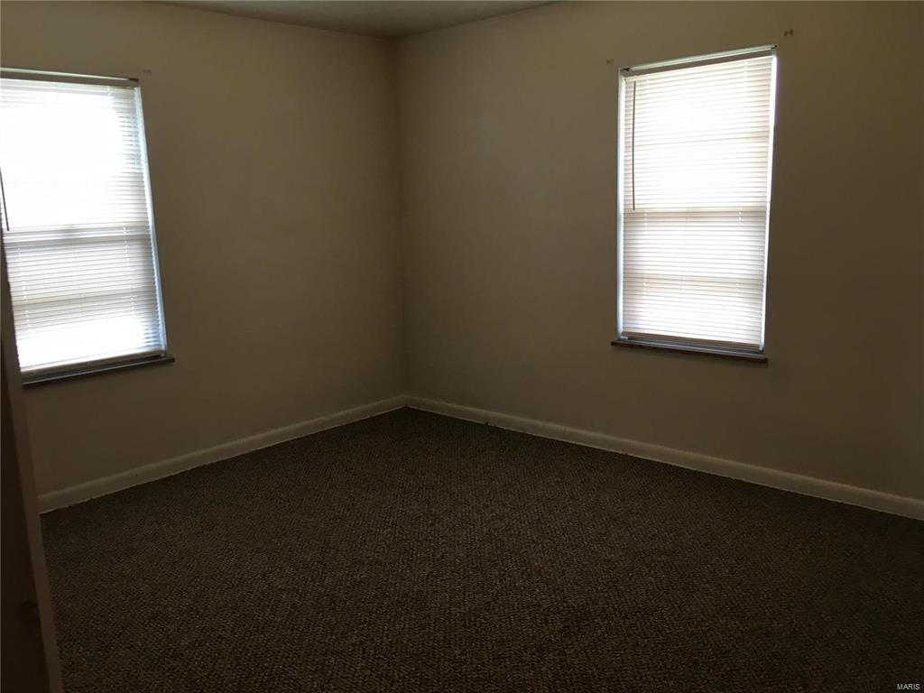 Building Photo - 523 S Central Ave