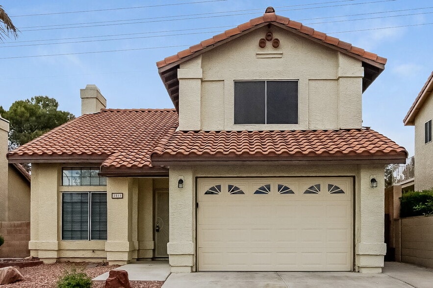 Primary Photo - 2811 Cacto Ct
