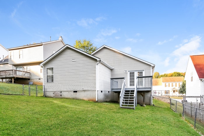 Building Photo - 313 Hampton Ridge Dr