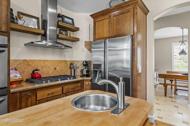Building Photo - 2880 Friar Rock Ct