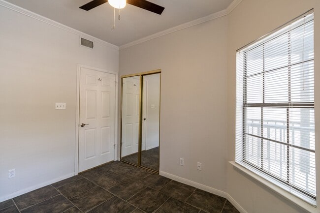 Building Photo - South Austin Gem: Cozy 2BR Home with Stunning Downtown Views, Minutes from Barton Creek Greenbelt!