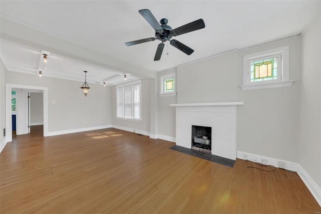 Building Photo - 5327 Neosho St