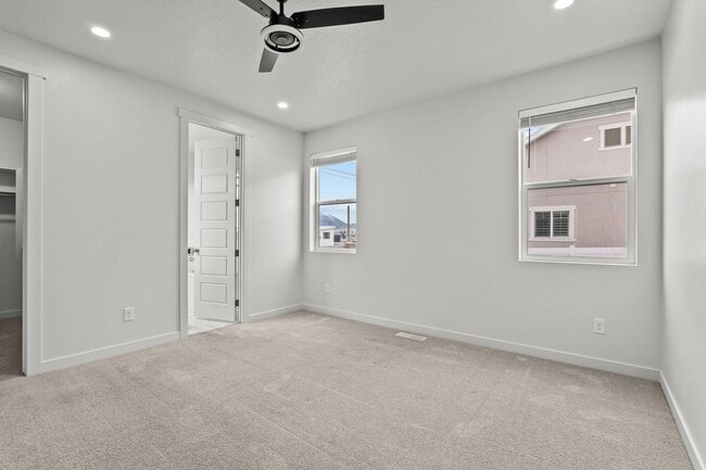 Building Photo - Beautiful 5 Bed / 3 Bath Single-Family Home in Lindon