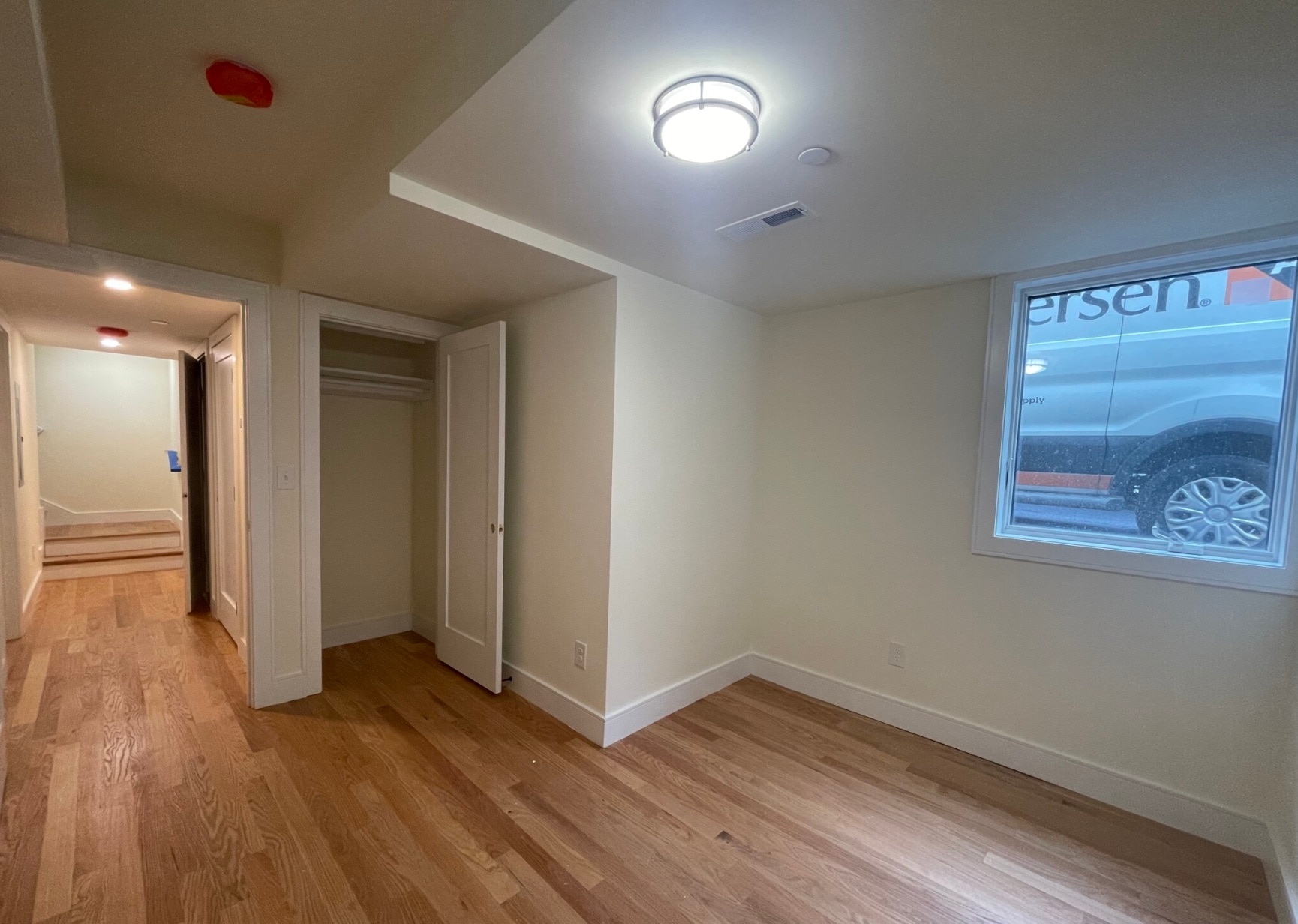 Building Photo - 65 Cameron St