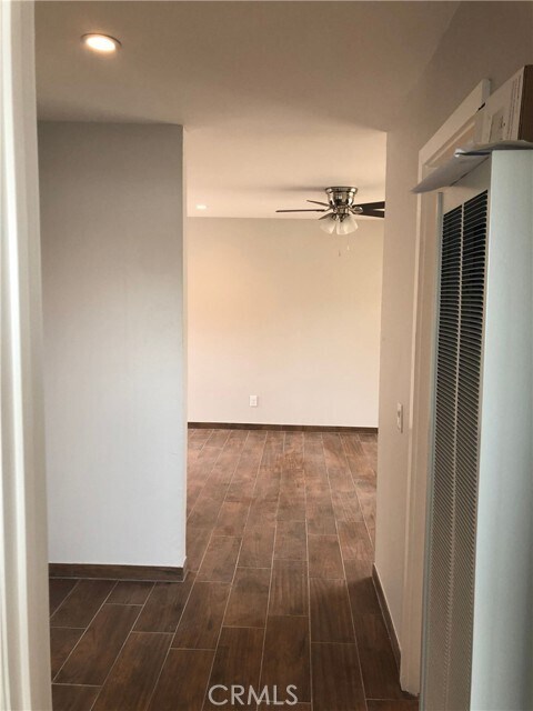 Building Photo - 1108 W 110th St