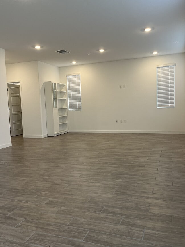 Building Photo - 1432 Algodon Rd