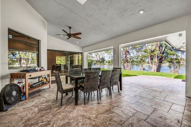 Building Photo - 5800 SW 73rd Ave