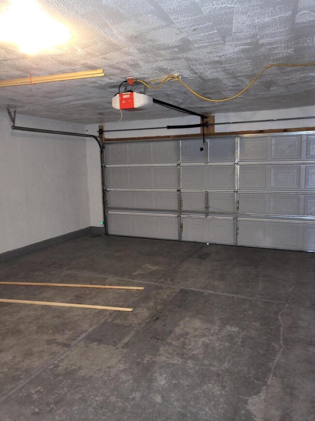 Building Photo - 9367 Vista Clara Loop NW