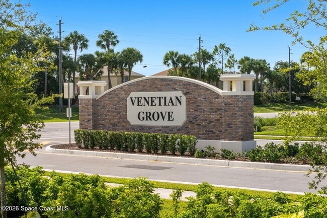 Building Photo - 9734 Venetian Sq