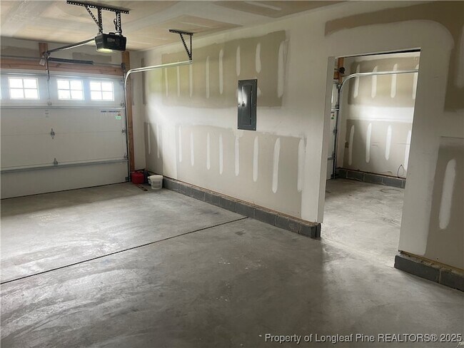 Building Photo - 408 Bunning Dr