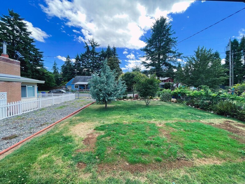 Building Photo - 4825 NE Alberta Ct
