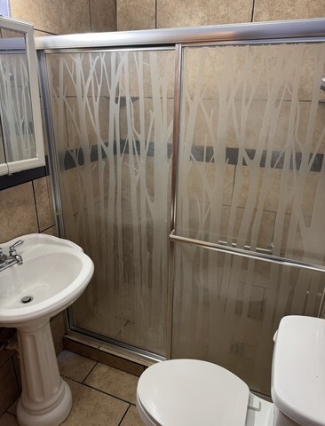 Building Photo - 4N553 IL-83