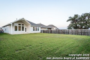 Building Photo - 1516 SPECHTS