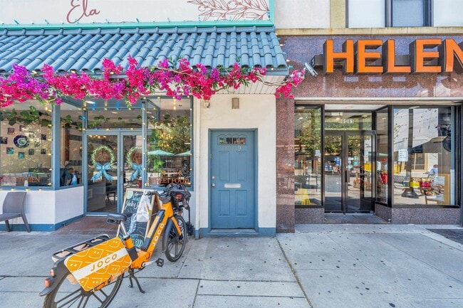 Building Photo - 179 Newark Ave