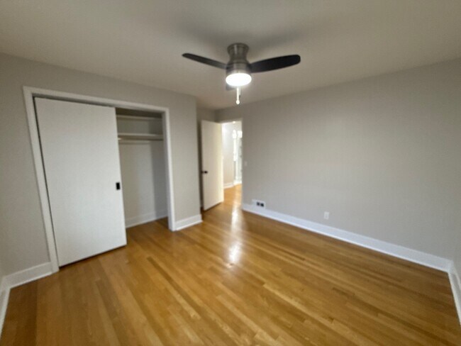 Building Photo - SFH Montgomery